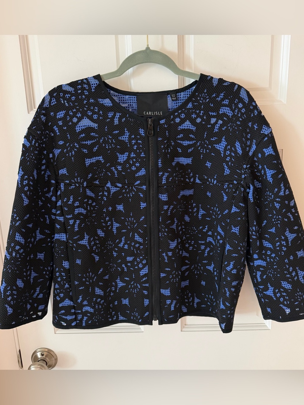Carlisle Black & Blue Lace Eyelet Zip-Front
Jacket 3/4 sleeve Size 10